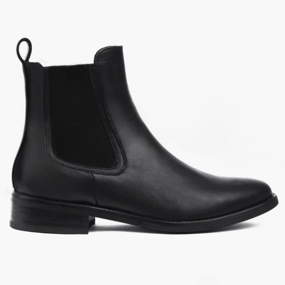 Thursday Boot Company Shoes - Thursday Boot Company Duchess Chelsea Boot Black Women's 9.5